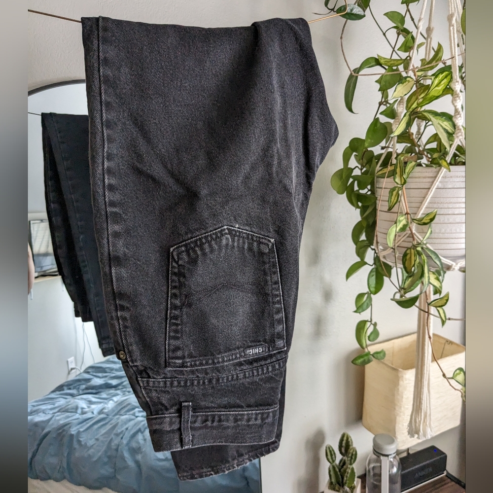 VINTAGE chic high waisted mom jeans faded black